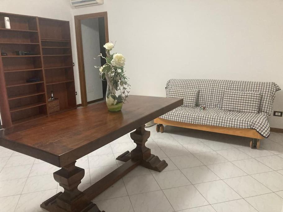Appartamento Azzurra فيليني فالدارنو المظهر الخارجي الصورة